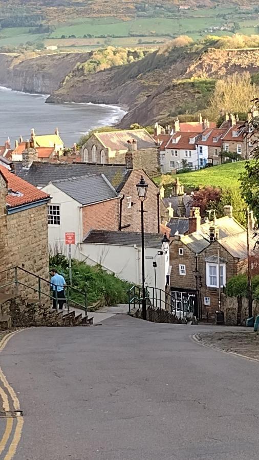 Darnholm Cottage Robin Hood's Bay Exterior foto